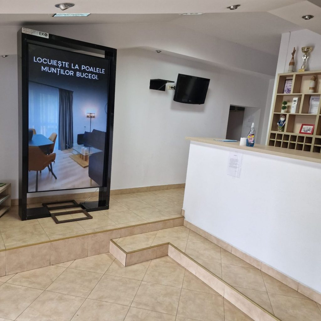 Reteaua-Digitala-Indoor-DOOH-Mosia-Navaro-8211-Zona-spa-piscina-4