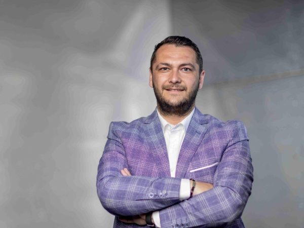 Bogdan Steriopol, expert în comunicarea strategică